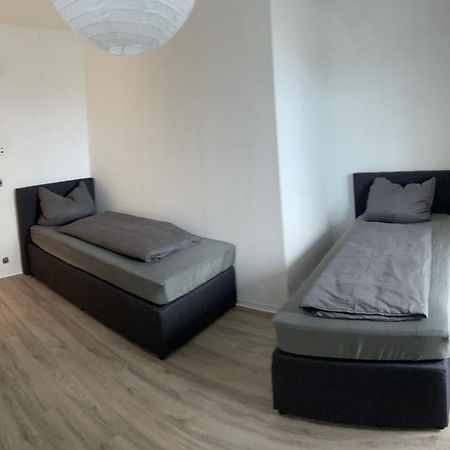 Max Appartements Neubrandenburg Bagian luar foto