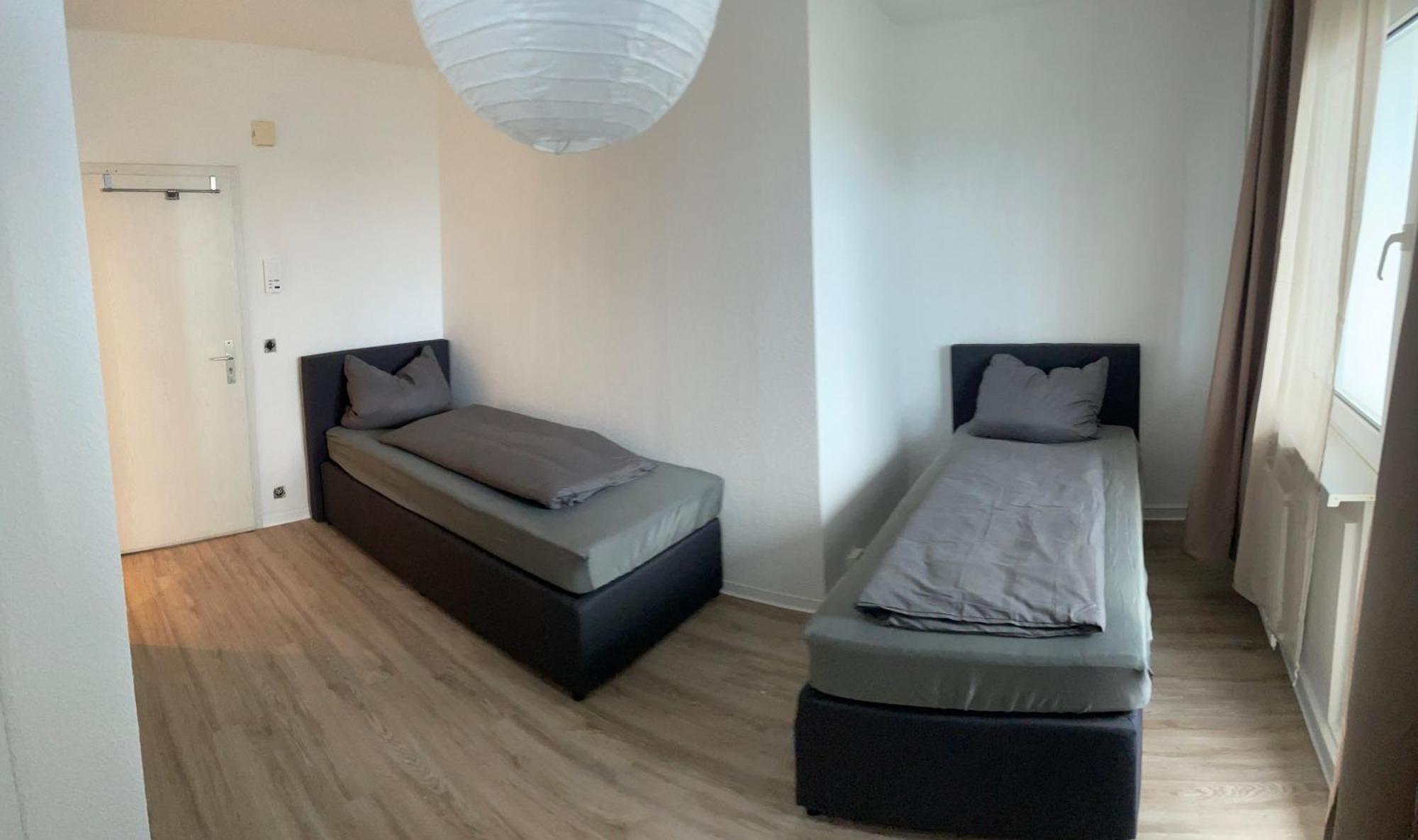 Max Appartements Neubrandenburg Bagian luar foto