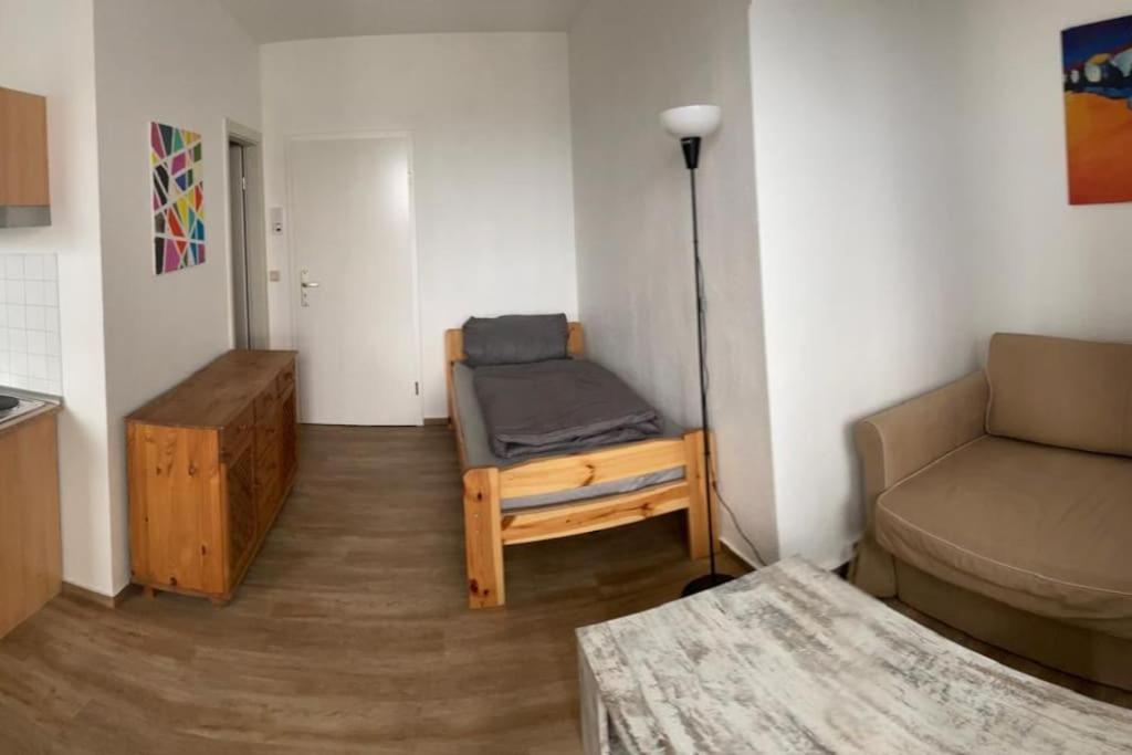 Max Appartements Neubrandenburg Bagian luar foto
